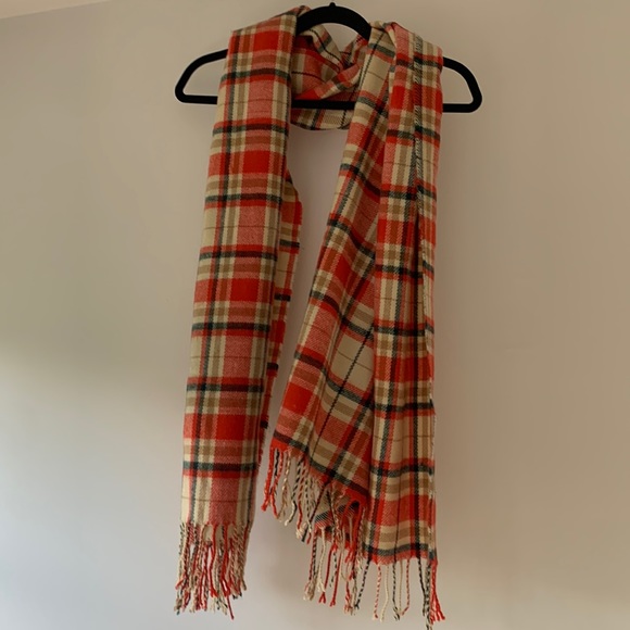 J.CREW FACTORY Plaid Scarf 🧣 - Picture 2 of 5